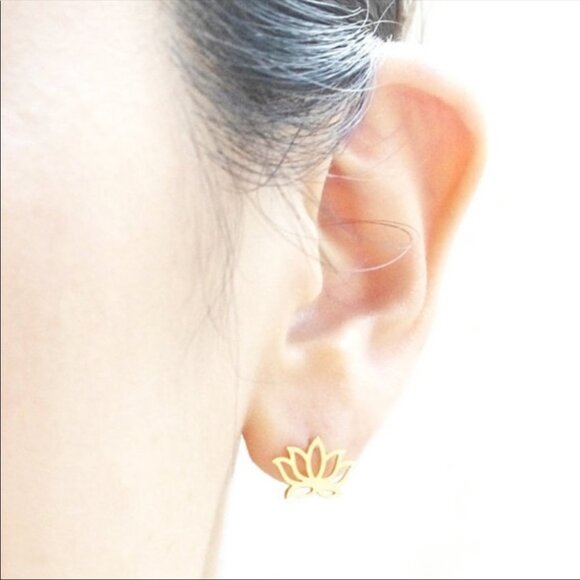 Unbranded Jewelry - New Gold Colored Lotus Flower Nickel Free Dainty Fashion Jewelry Earrings